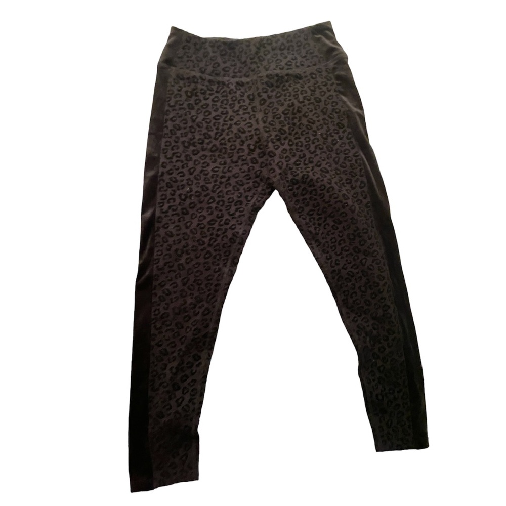 Betsey Johnson Performance Black Cheetah Print Leggings